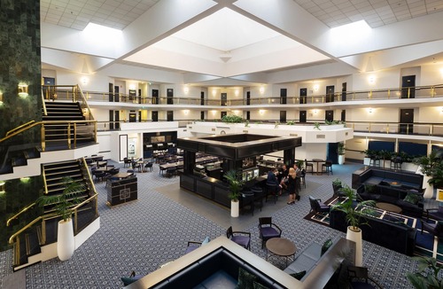 Griffith Hotel | Ramada by Wyndham Diplomat Canberra