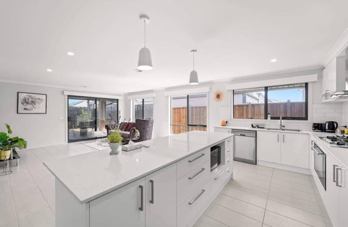 Clyde North House | Ramlegh Spring Estate - High Quality Family Living