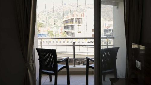 Krishnagiri Hotel | Rams Inn