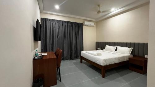 Bantval Hotel | Rangoli Suites & Restrobar