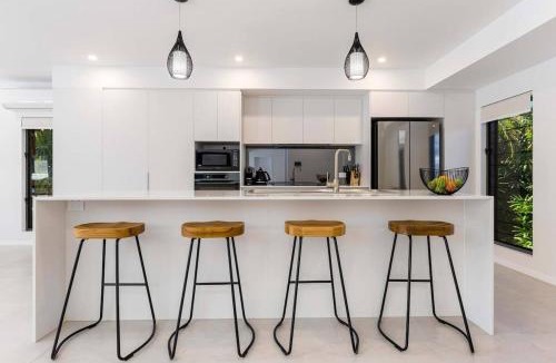 Palm Cove House | Raphari At The Cove - A Stunning Poolside Escape