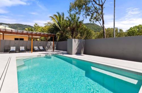 Palm Cove House | Raphari At The Cove - A Stunning Poolside Escape