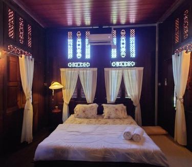 Kuala Berang Hotel | Razia Village