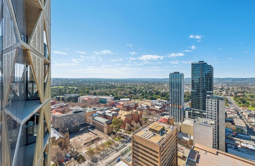 Adelaide Central Business District Apartment | Realm Apartments by CLLIX
