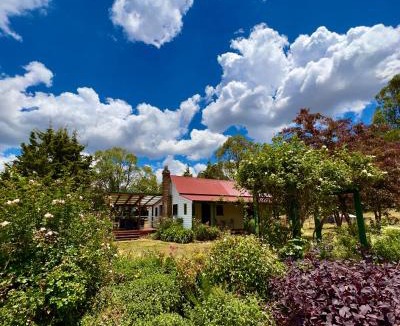Walcha House | Red Hill Cottage Walcha