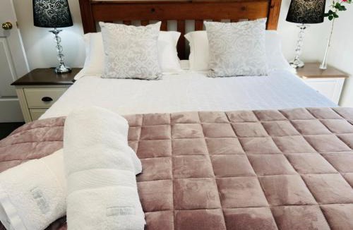 Walcha House | Red Hill Cottage Walcha