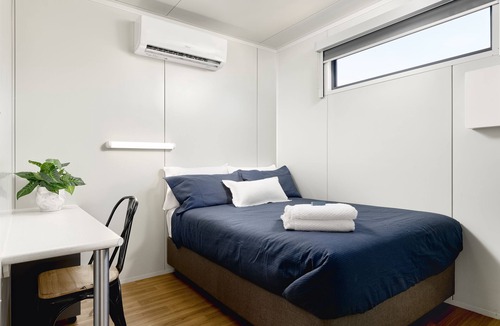 Newman Hotel | Red Sands Accommodation Newman