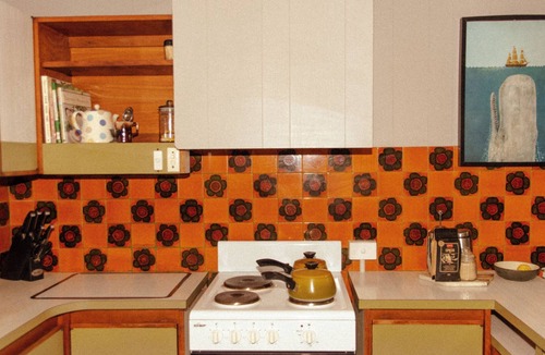 Augusta House | REDBEARD'S HIDEAWAY - Iconic Australian beachside shack, 2 min to the sea.
