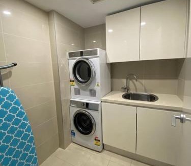 Redcliffe Apartment | Redcliffe 3-Bedroom Waterfront Penthouse