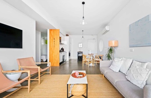 Seddon Apartment | Refined Seddon Retreat in Coveted Locale plus parking