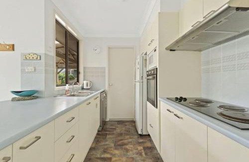Lake Conjola House | Reflections