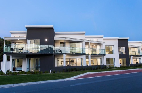 Rockingham Apartment | Reflections By Rockingham Apartments
