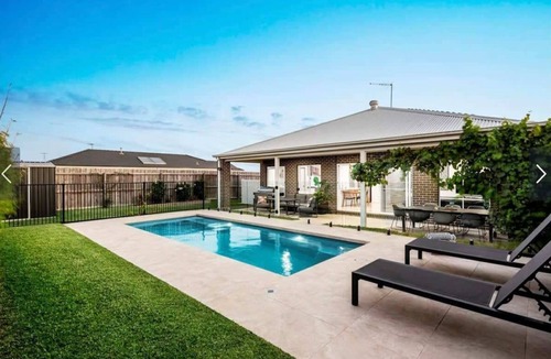 St Leonards House | Regal Park Villa with Pool and Alfresco Living