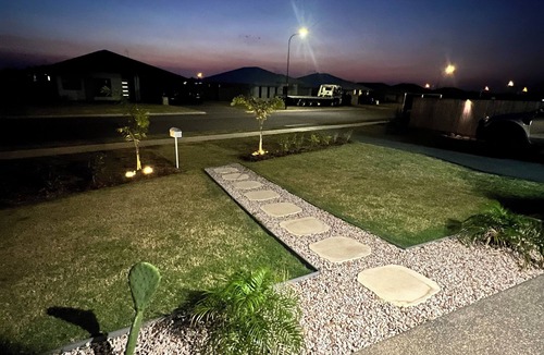 Bargara House | Relax at this Hampton style Beach House 3 min drive to the centre of everything.