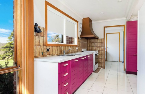 Batemans Bay Other | Relaxed and secluded 3 BR home on farm with river access and mountain views