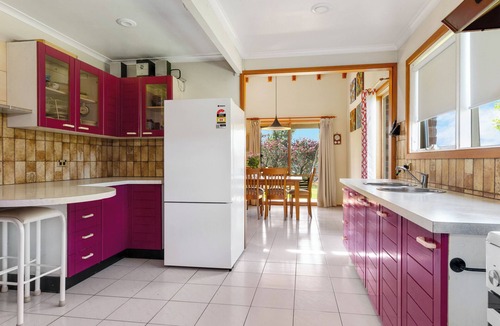 Batemans Bay Other | Relaxed and secluded 3 BR home on farm with river access and mountain views