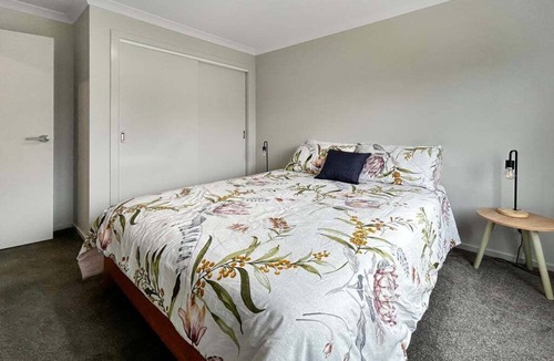 Portland Resort | Relaxed beachside charm and everything you need for a comfortable getaway.