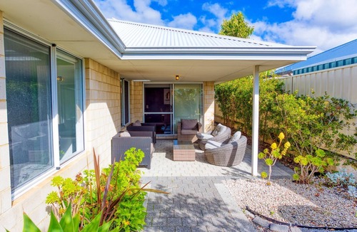 Dunsborough House | Relaxed Coastal Living at Birdie Retreat – Dunsborough
