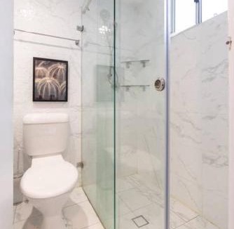 Carramar House | Relaxed Private Double Room in Carramar - Close to Station - Shared Bathroom