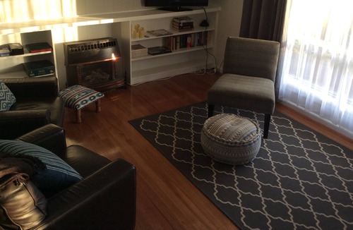 Swan Bay House | Relaxing beach house in Queenscliff