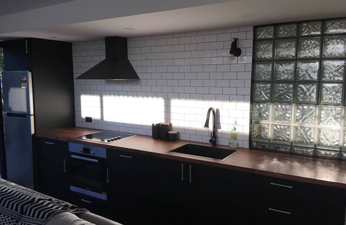 Duncraig Condo | Relaxing Beach House Studio – Duncraig Escape