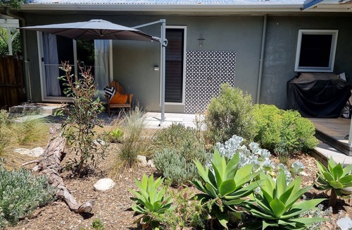Middleton House | Relaxing cosy shack close to beach