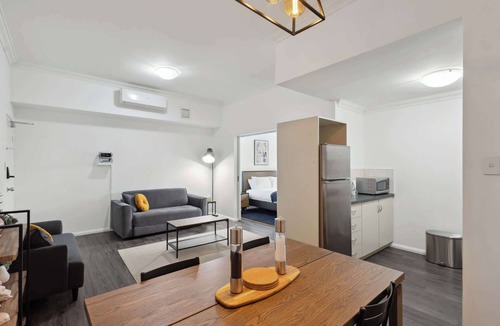 Northbridge Apartment | Remodeled 1 BDR Apt w/TV Projector