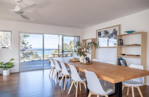 Ulladulla House | Rennies Beach House - Luxe Coastal Stay