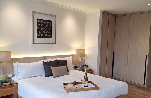 East Perth Hotel | Residence on Langley Park