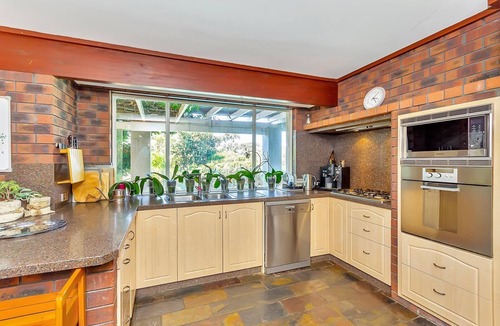 Joondalup House | Resort-Style Home in quiet location. Stunning 5 bedroom home