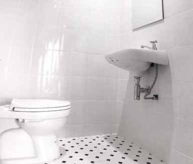 Nakhon Chai Si Hostel | Rest Point Sampran