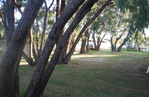 Broadwater Hotel | Restawile Motel