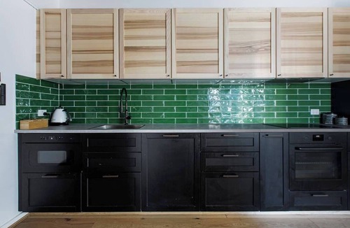 Southbank Apartment | Retro meets Industrial at Heritage Bond Store