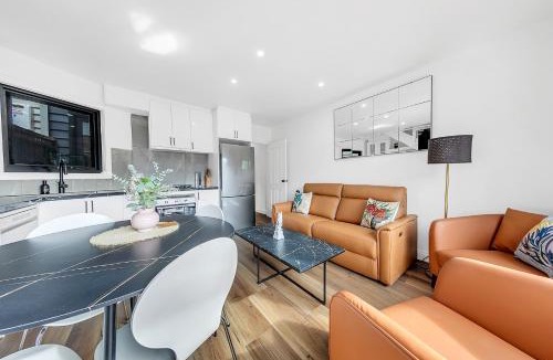 Richmond Villa | Richmond Retreat Steps to MCG & Rod Laver & CBD