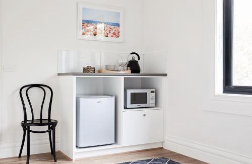 Richmond North Apartment | Richmond Studios by Short & Long Stays