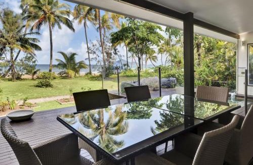 Mission Beach House | Ripples on the Beach