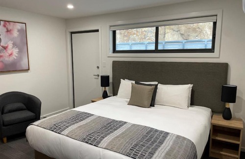 Risdon Hotel | Risdon Brook Hotel