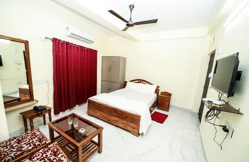 Barasat House | RISHIKA- Guest House