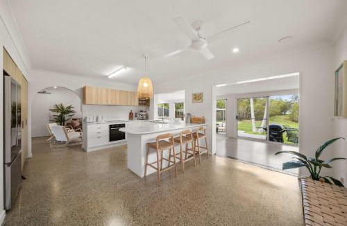 Bli Bli House | River Breeze Retreat Relaxed Bli Bli Escape