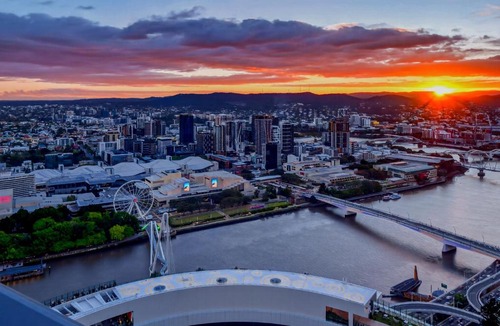 Brisbane Central Business District Apartment | River Glow at Queens Wharf Level 43 including PARKING, Pool, and Views