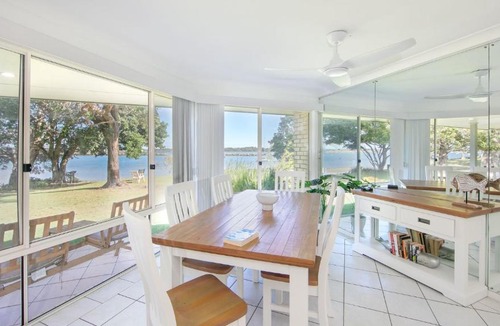 Iluka House | River Luxury