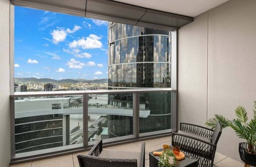 Brisbane Central Business District Apartment | River &Mountain View Modern CBD Apt/Casino/Resort