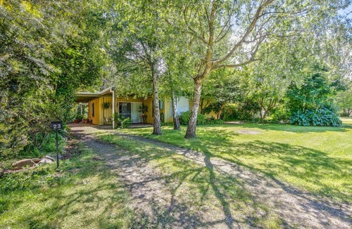 Buckland House | River Retreat
