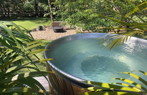 Termeil House | River Road Retreat - Lake Tabourie