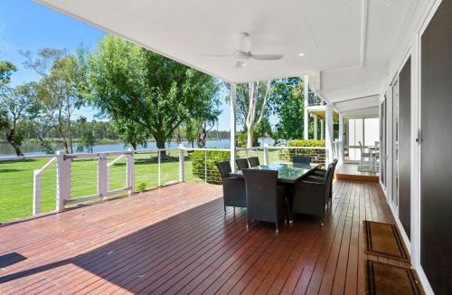 Bundalong House | River Views