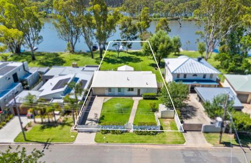 Bundalong House | River Views