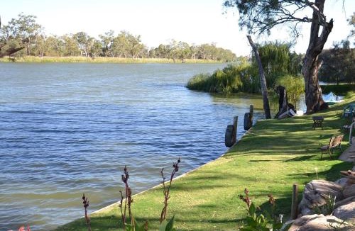 Monash Apartment | Riverbush Cottages