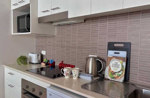 Broadbeach Waters Apartment | Riverfront Heated Pool, Gym, Sauna Steps to Casino