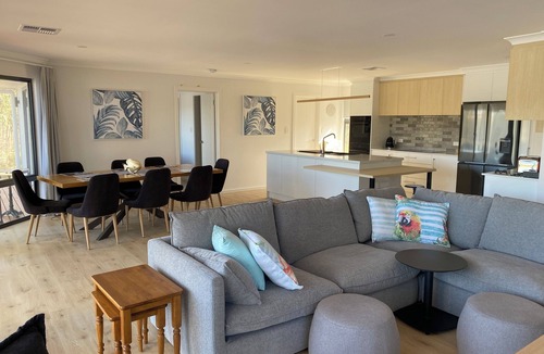 Brenda Park House | Riverfront Luxury Brenda Park, Morgan, SA, Murraylands Riverland