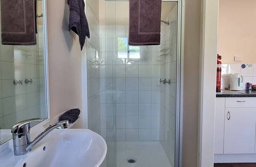 Goondiwindi RV Rental | Rivergums Caravan Park